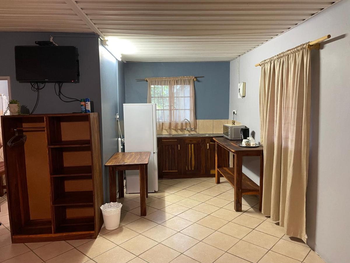 Kololo Guesthouse Katima Mulilo Kültér fotó