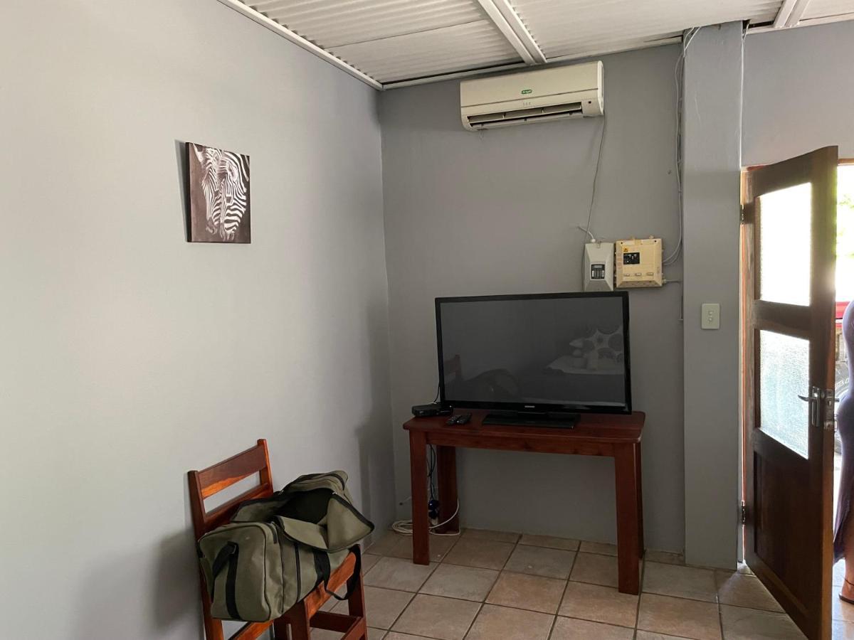 Kololo Guesthouse Katima Mulilo Kültér fotó