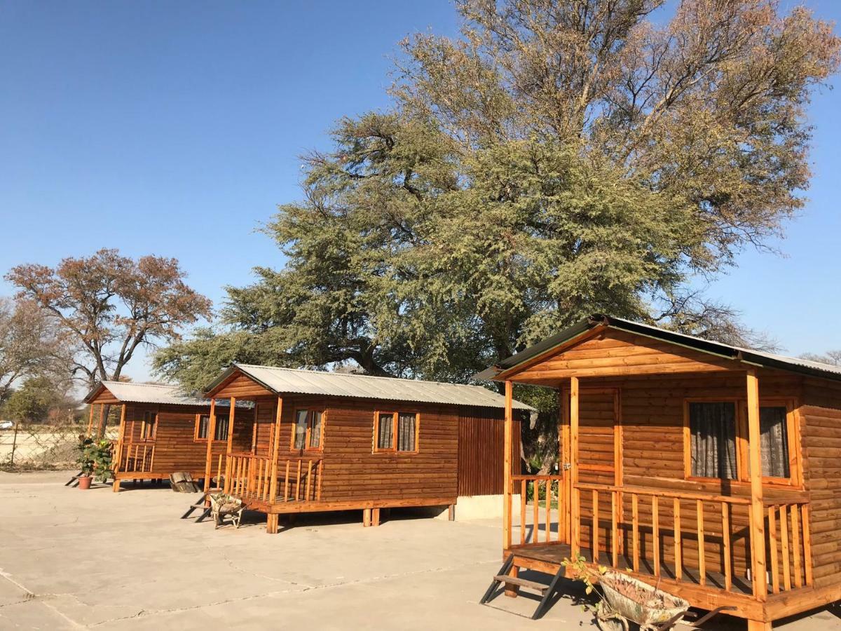 Kololo Guesthouse Katima Mulilo Kültér fotó